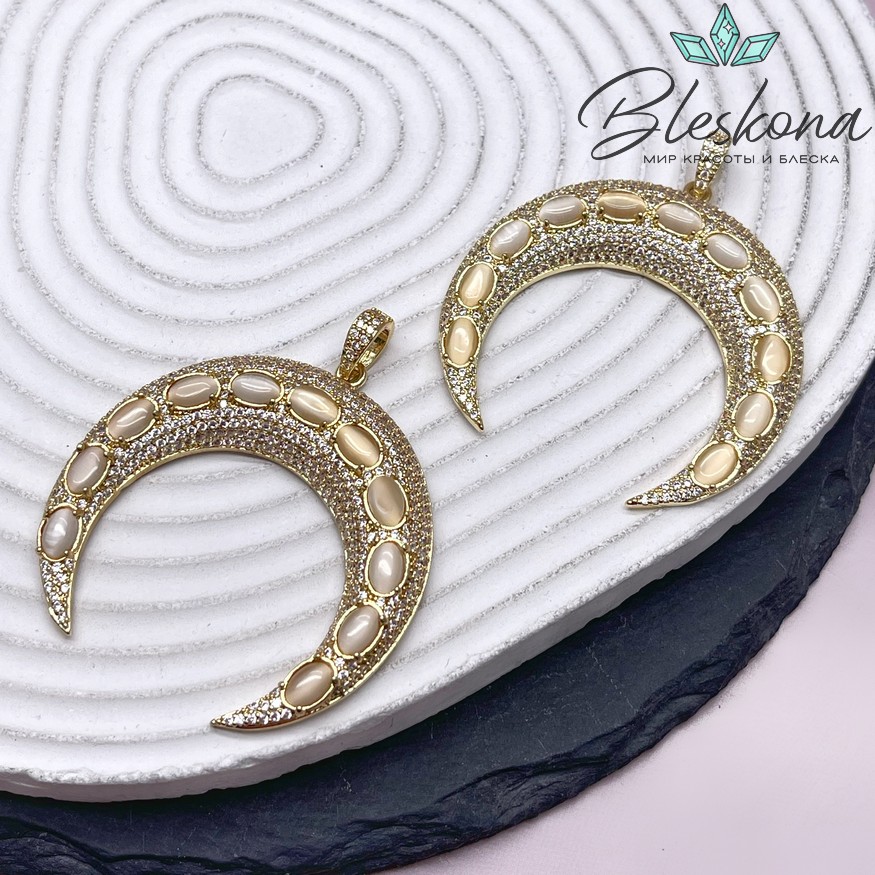 48*46 мм Цвет золото, Подвеска Лунница с цирконами и бейлом