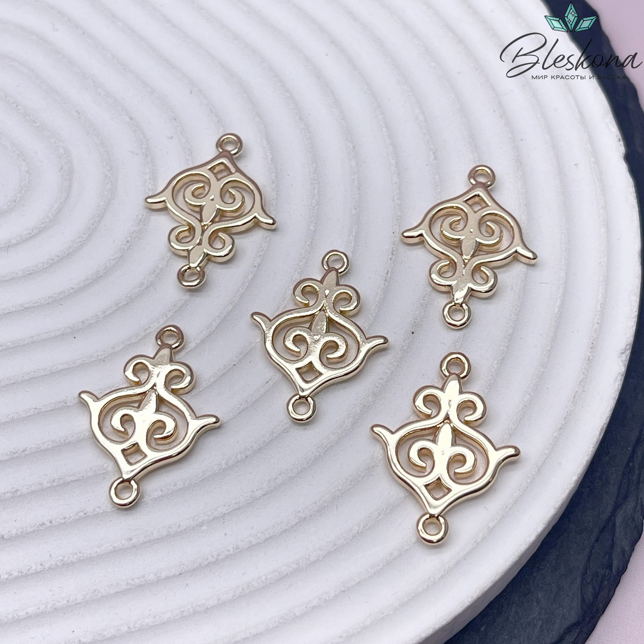 23,7*18 мм Цвет золото, Коннектор Этно №4