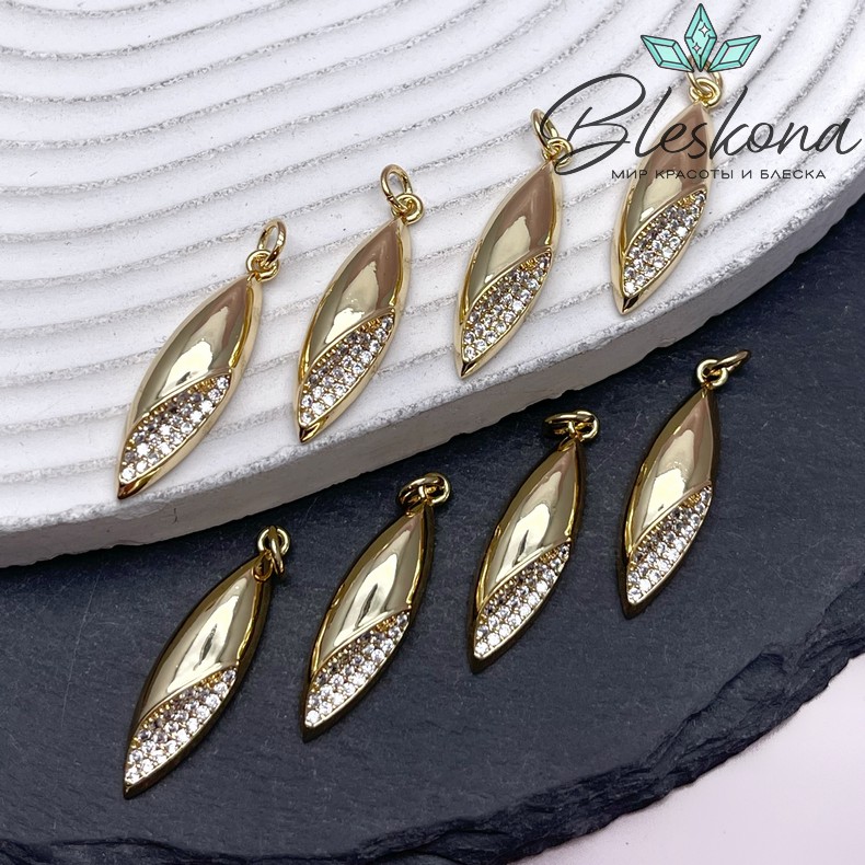 28*7,8 мм Цвет золото, Подвеска капля с цирконами