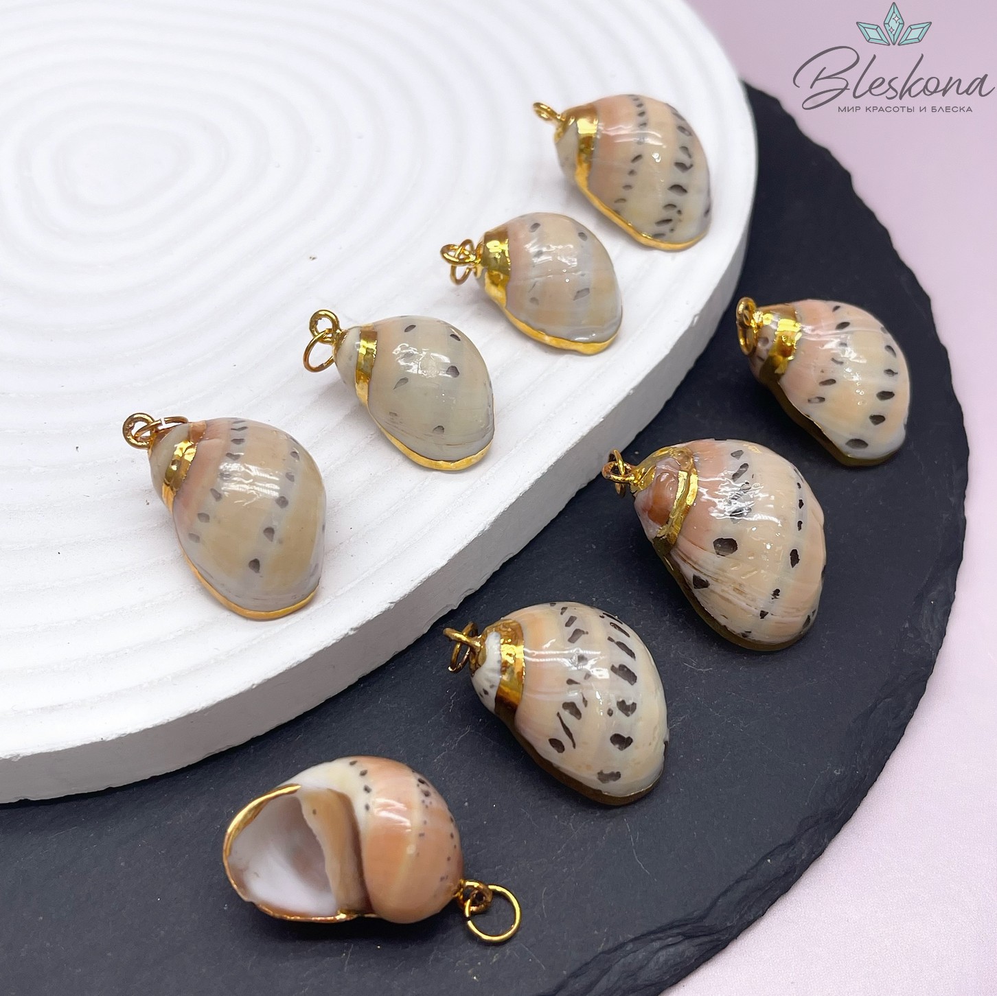 (26-30)*(15-16) мм, Цвет золото, Подвеска Ракушка в крапинку