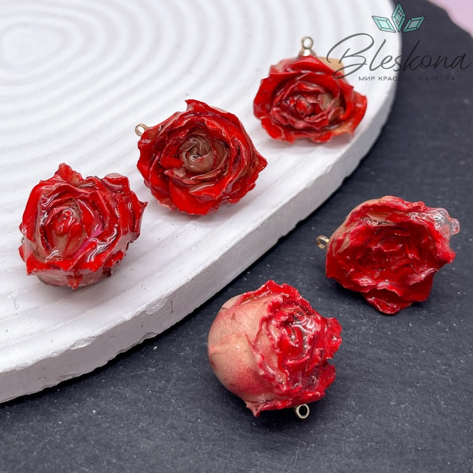 21-30 мм, Цвет золото, Подвеска роза в эпоксидной смоле №22