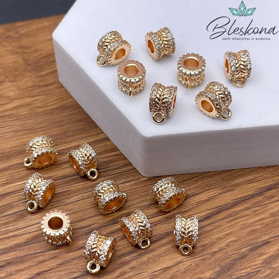 10*6 мм Цвет золото, Бейл цирконы неразъемное кольцо 