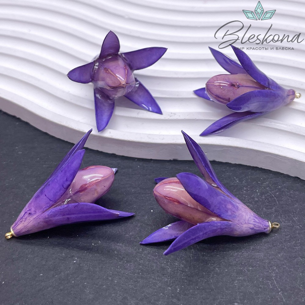 40-46 мм Подвеска магнолия в эпоксидной смоле фиолетовая