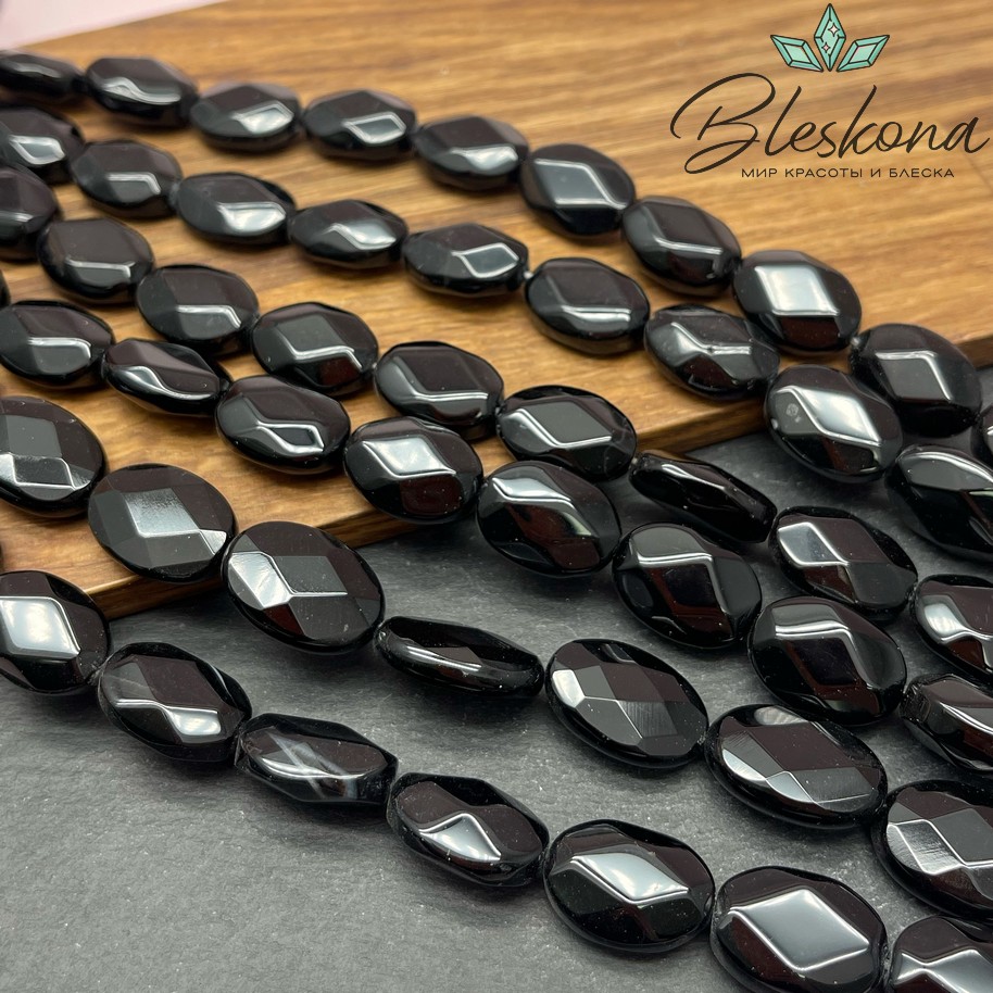 Агат черный с прожилками овал огранка 17,5*13 мм