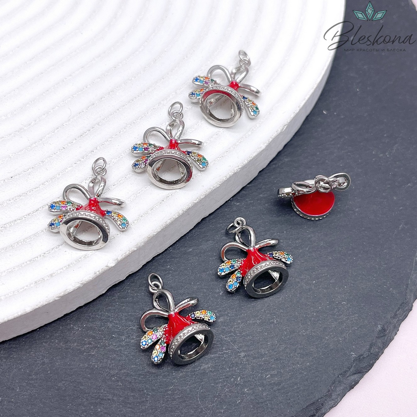 18*17 мм Цвет серебро, Подвеска Новогодний колокольчик красная эмаль