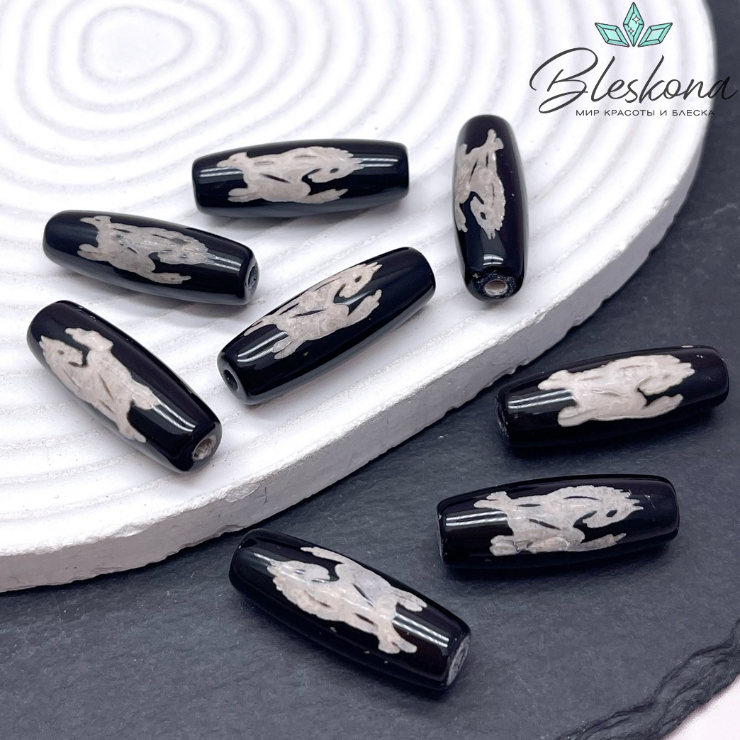 Бусина Дзи Конь Тассо (Лошадь) черно-белый бочонок 30*11 мм