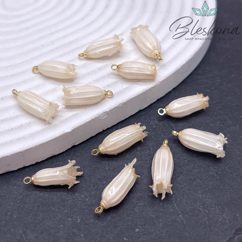 22-27 мм Подвеска Бутончик в эпоксидной смоле белый