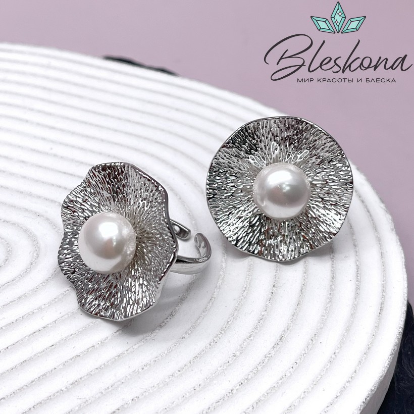 22 мм Цвет серебро, Кольцо безразмерное воланчик с жемчугом Майорка