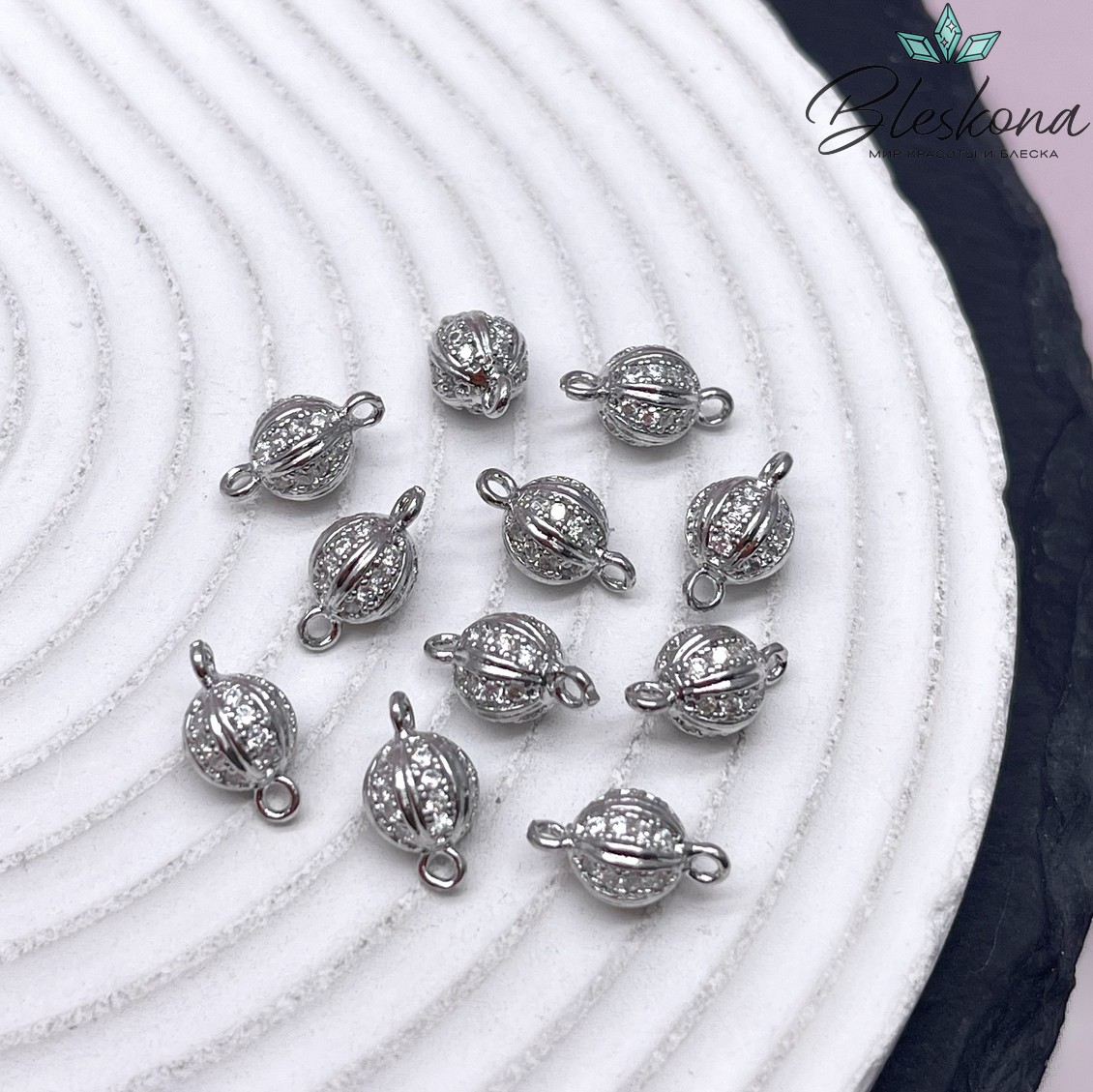 11,8*6,7 мм Цвет серебро, Коннектор шар с цирконами 