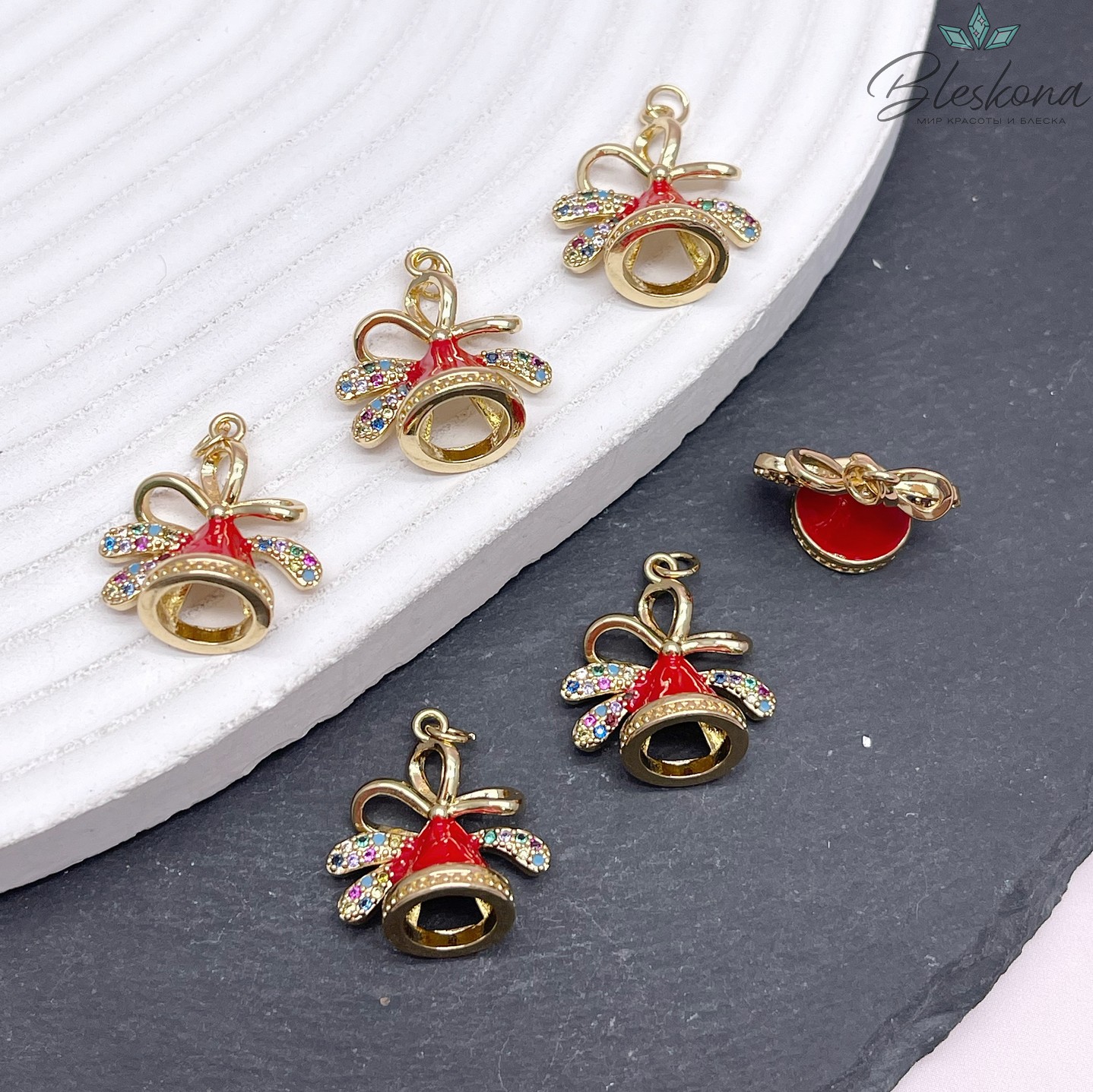 18*17 мм Цвет золото, Подвеска Новогодний колокольчик красная эмаль