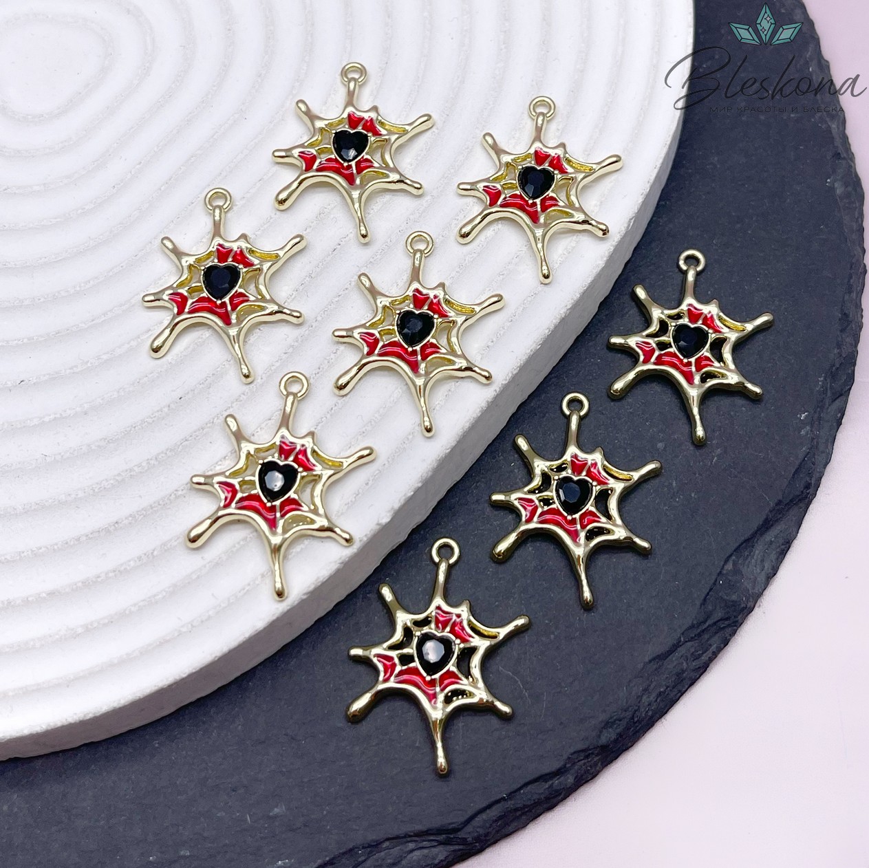 28*24,5 мм Цвет светлое золото, Подвеска Паутина