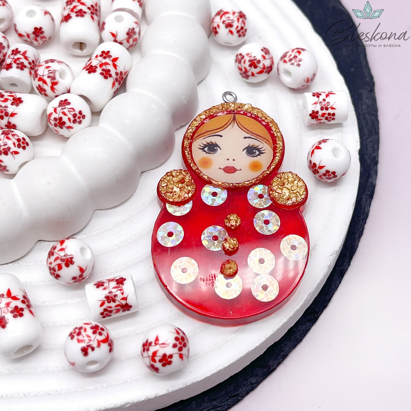 55*35 мм, Цвет серебро, Подвеска Неваляшка красная