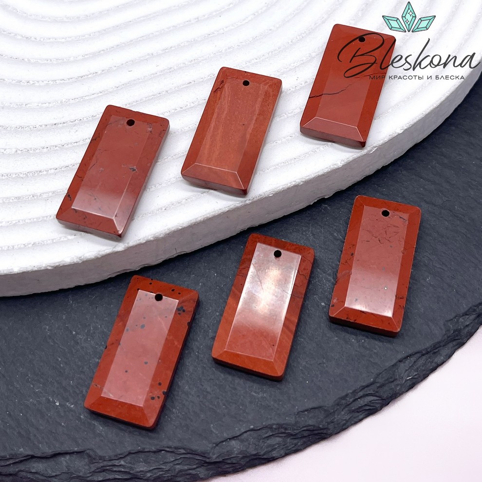 25*13 мм Подвеска прямоульник Красная яшма огранка