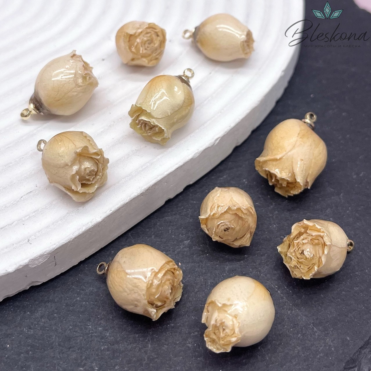 15-19 мм, Цвет золото, Подвеска роза в эпоксидной смоле №5