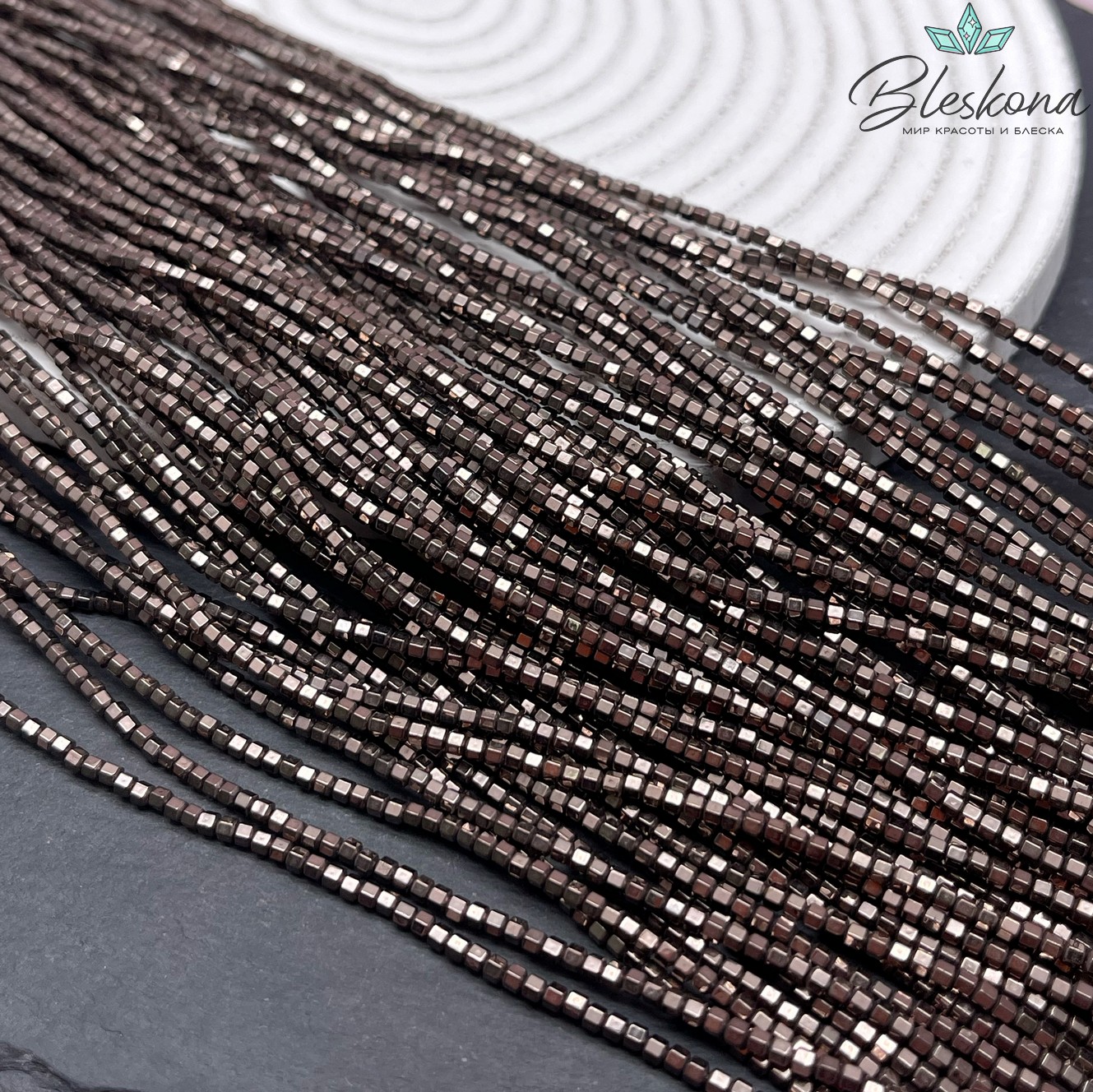 2*2 мм Гематин, цвет коричневый №1 (шоколадный), многогранник имитация