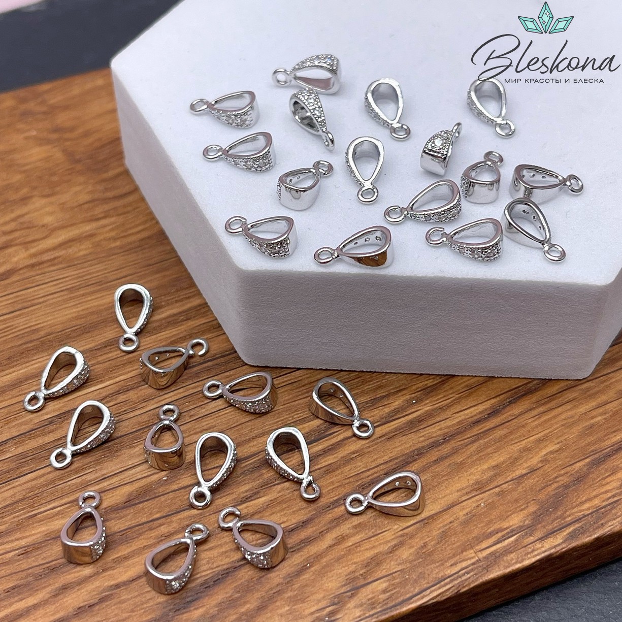 10*3,5 мм Цвет серебро, Бейл капля цирконы разъмное кольцо 