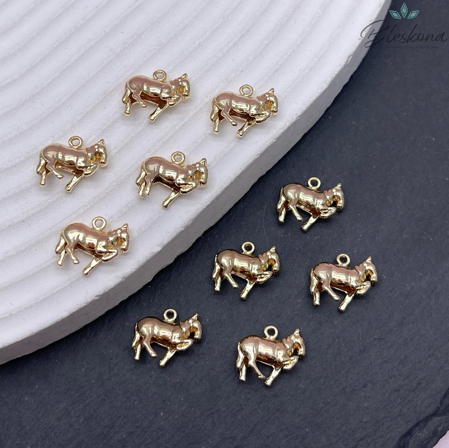 10*12 мм Цвет золото, Подвеска Лошадь 