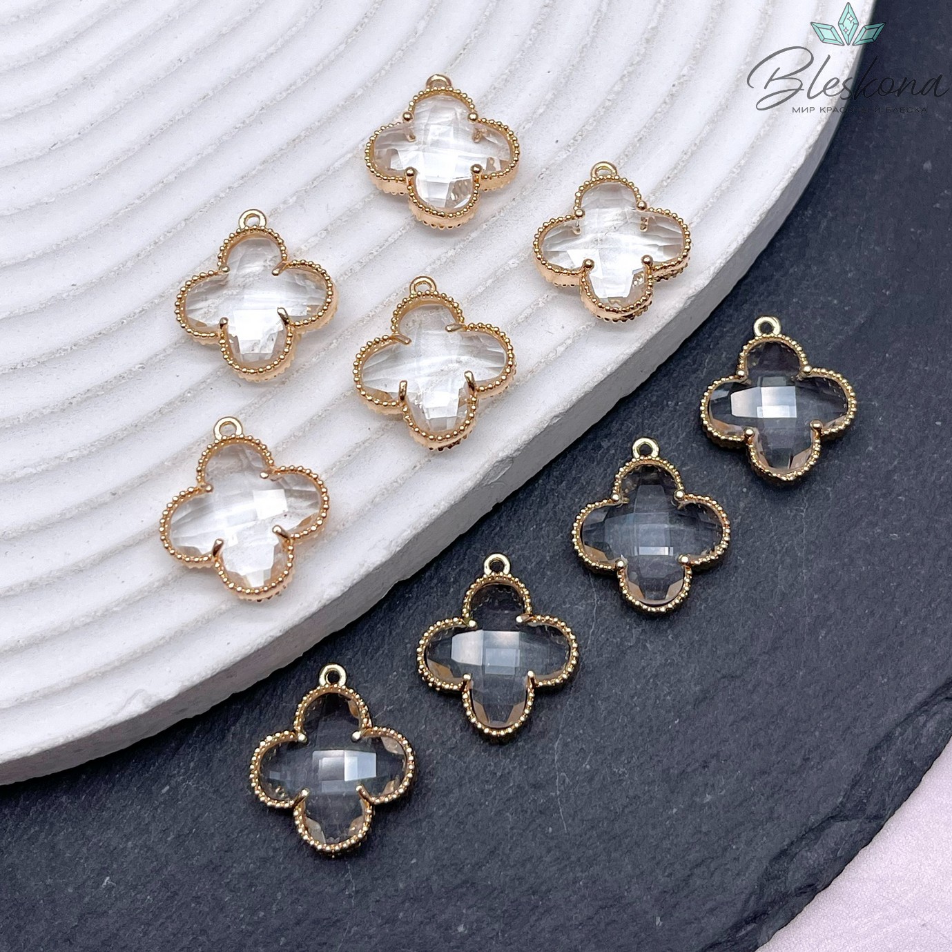 17*15 мм Цвет золото, Подвеска клевер белый циркон 