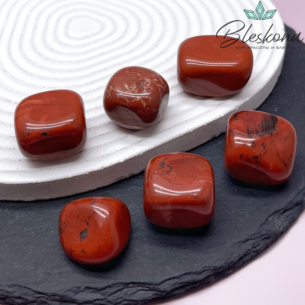 Яшма Красная галтовка 21-25 мм