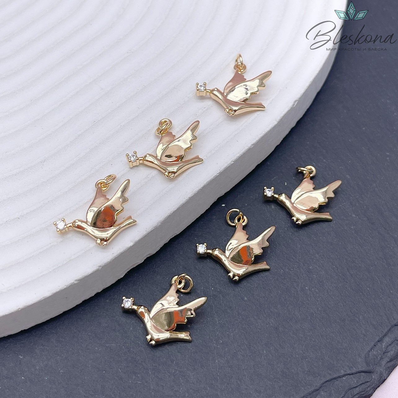 18*15 мм Цвет золото, Подвеска Птичка с цирконом