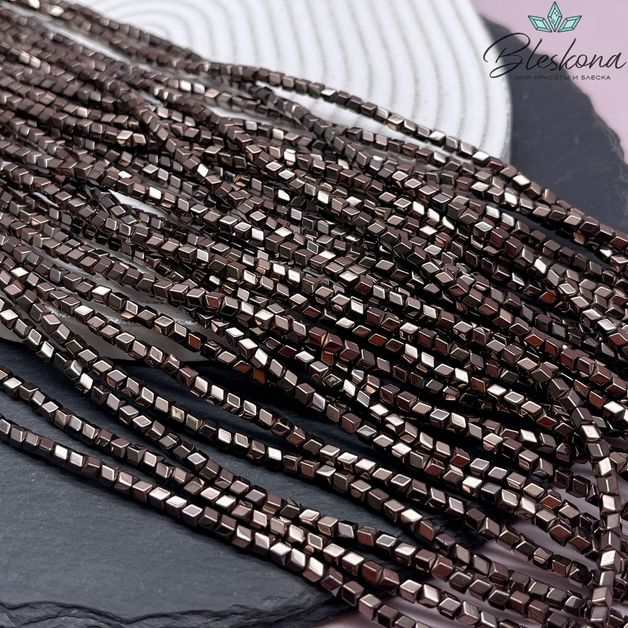 3 мм Гематин имитация, цвет коричневый №1 (шоколадный), геометрия