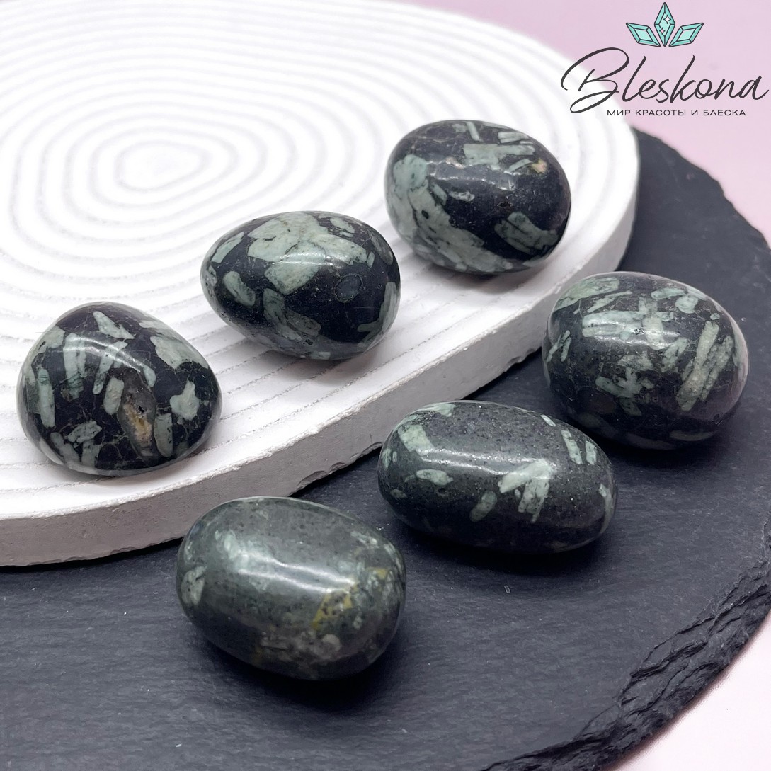 Яшма Камбаба галтовка 26-32 мм