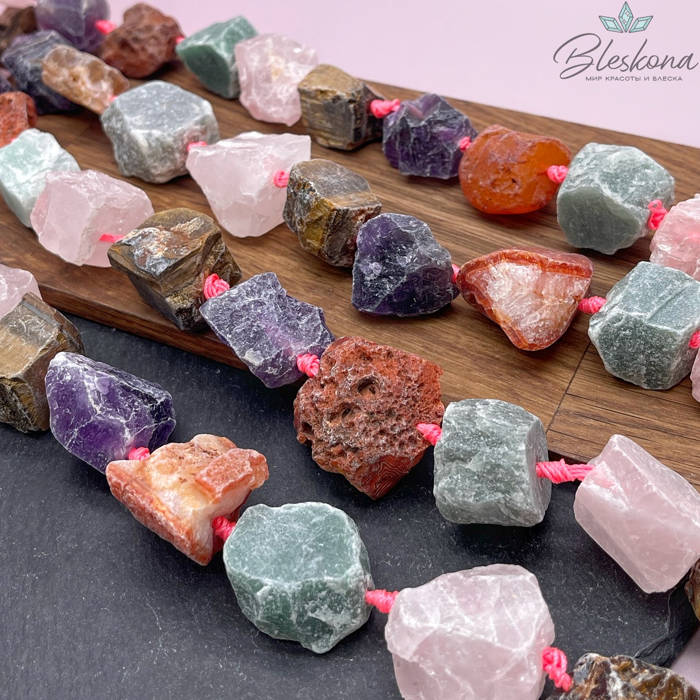 Микс куски розовый кварц, авантюрин, сердолик, аметист, тигровый глаз (22-35)*(15-24) мм