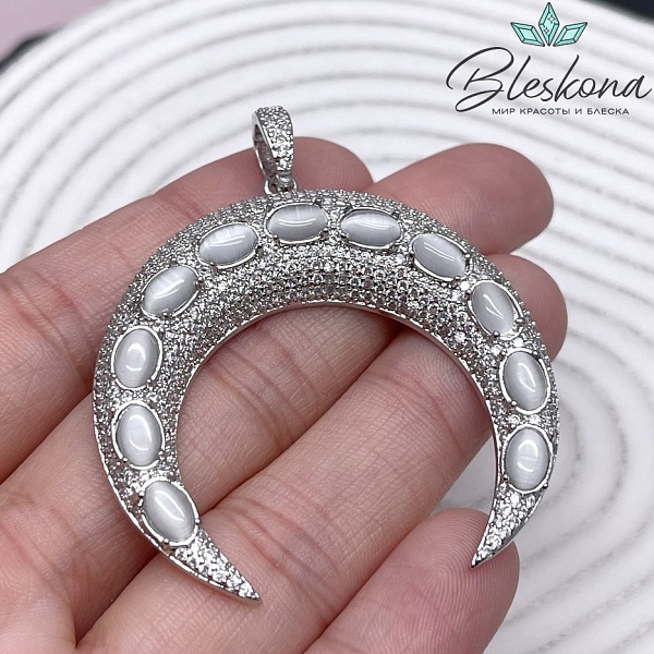 48*46 мм Цвет серебро, Подвеска Лунница с цирконами и бейлом