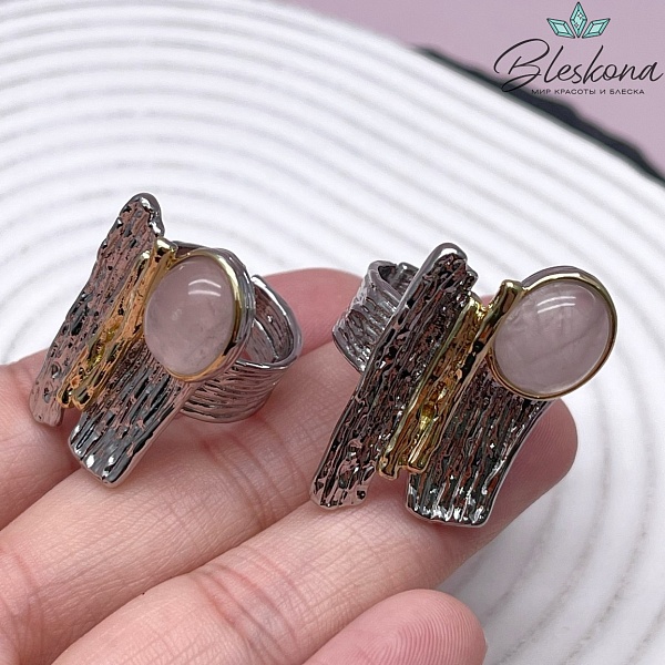 19,5 мм Цвет биколор, Кольцо рельефное безразмерное Розовый кварц