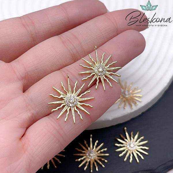 22*20 мм Цвет золото, Подвеска солнце с цирконами 