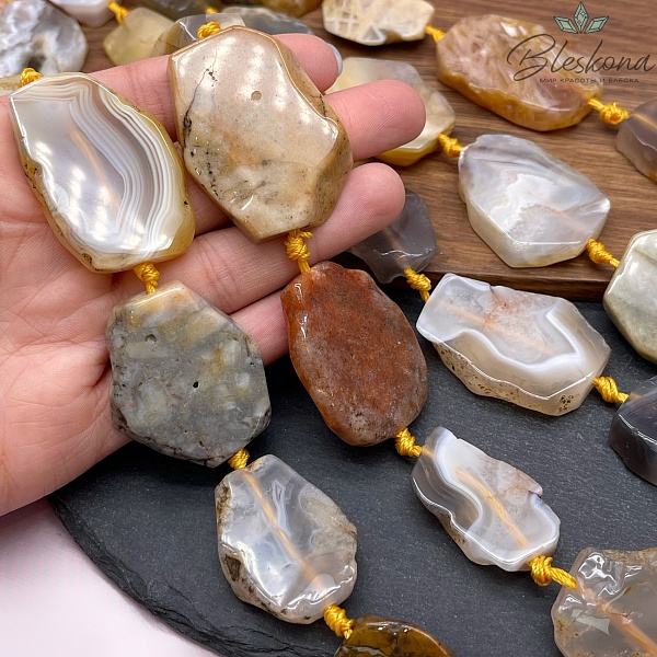 Агат бамбуковый плоский фриформ (27-42)*(22-30) мм