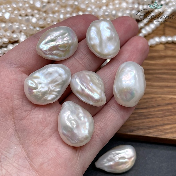 Жемчуг Барокко белый фриформ штучно ~ (20-23)*(17-19) мм 