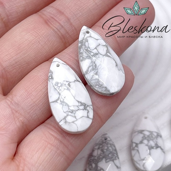 26*13 мм Подвеска капля Магнезит огранка