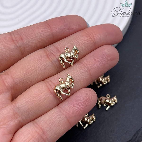 10*12 мм Цвет золото, Подвеска Лошадь 
