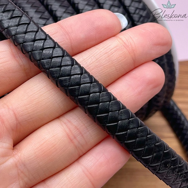Шнур для браслетов из натуральной кожи черный 11*6 мм