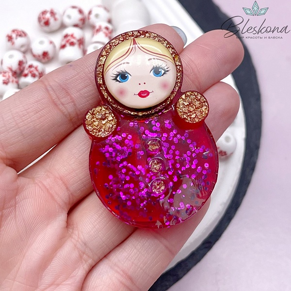 55*35 мм, Цвет серебро, Брошь Неваляшка красная