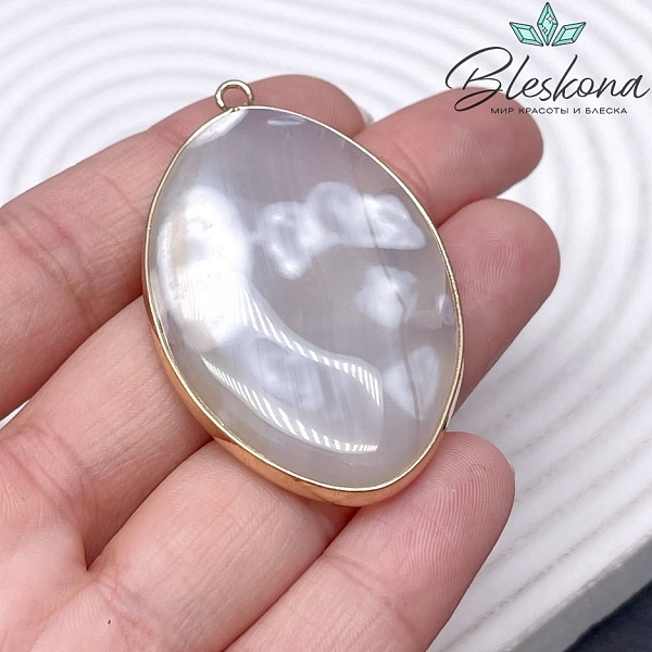 58*35 мм Цвет золото, Подвеска Агат форма миндаль