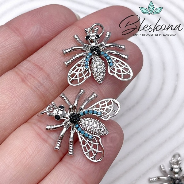 20,5*21 мм Цвет серебро, Подвеска Муха с цирконами