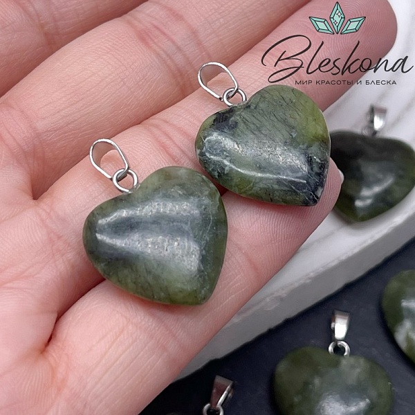 21*20 мм Цвет серебро, Подвеска Сердце Нефрит
