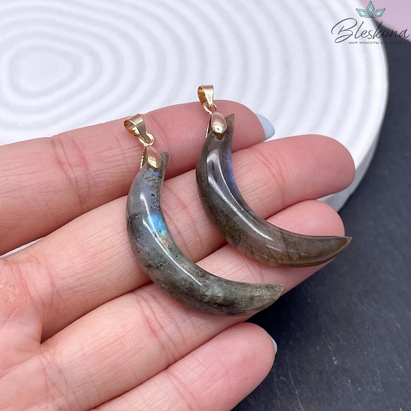 35,5*19,5 мм Цвет золото, Подвеска полумесяц Лабрадор