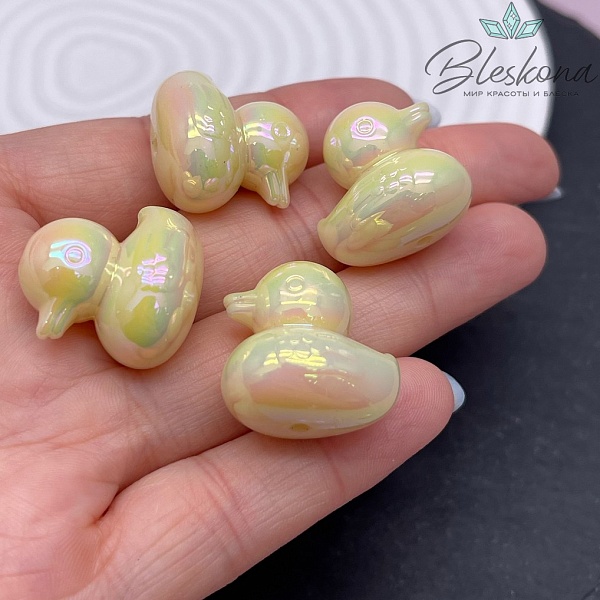 22*21 мм Бусина Уточка желтая с переливом