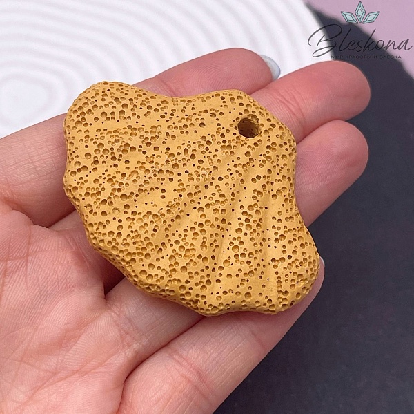 Лава Вулканическая Подвеска ракушка горчичная  45*58 мм