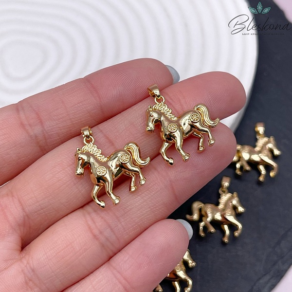 20 мм Цвет золото, Подвеска Лошадь