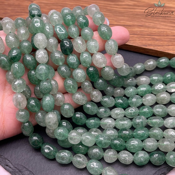  Кварц клубничный зеленый галтовка (10-10,5)*(9-9,5) мм