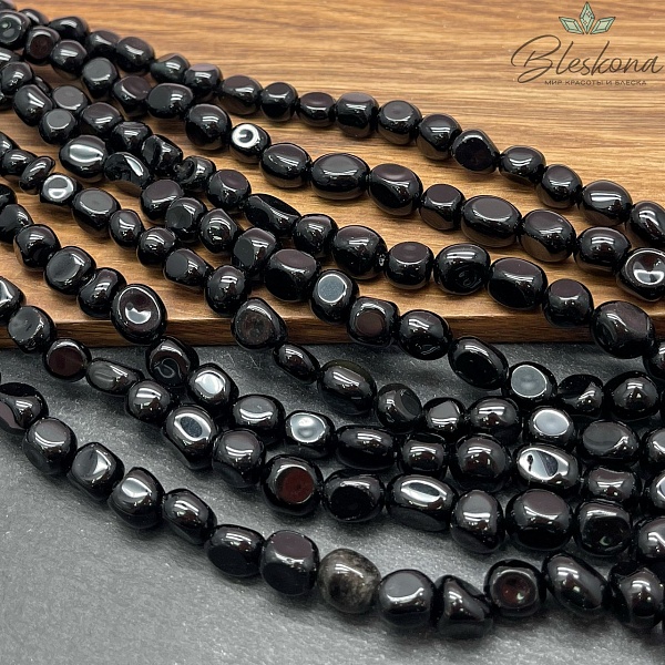 Обсидиан черный галтовка (8-10)*(7-9) мм