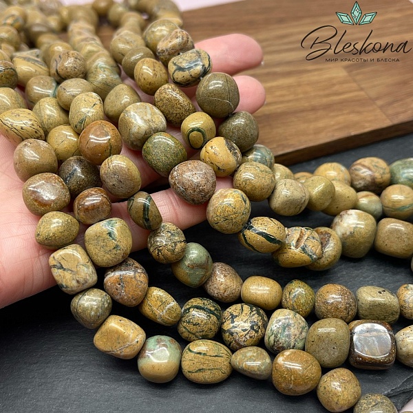 Каолинит с парагонитом галтовка (9-12)*(9-11) мм