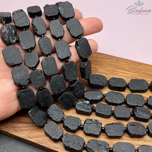 (14-16)*(11-12) мм Турмалин черный (Шерл) фриформ плоский