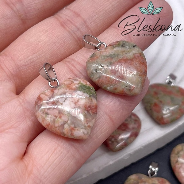 21*20 мм Цвет серебро, Подвеска Сердце Унакит