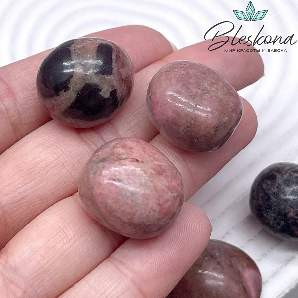 Родонит галтовка 17-22 мм