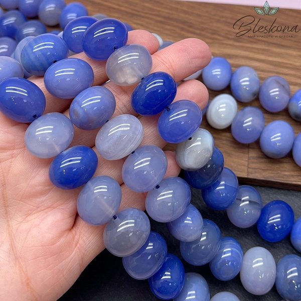 Агат синий №1 (тонированный) галтовка 15*18 мм